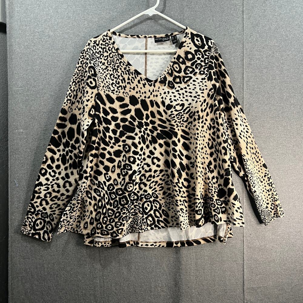 Attitudes by Renee Long Sleeve V-neck Tunic Textured Knit Leopard, Medium